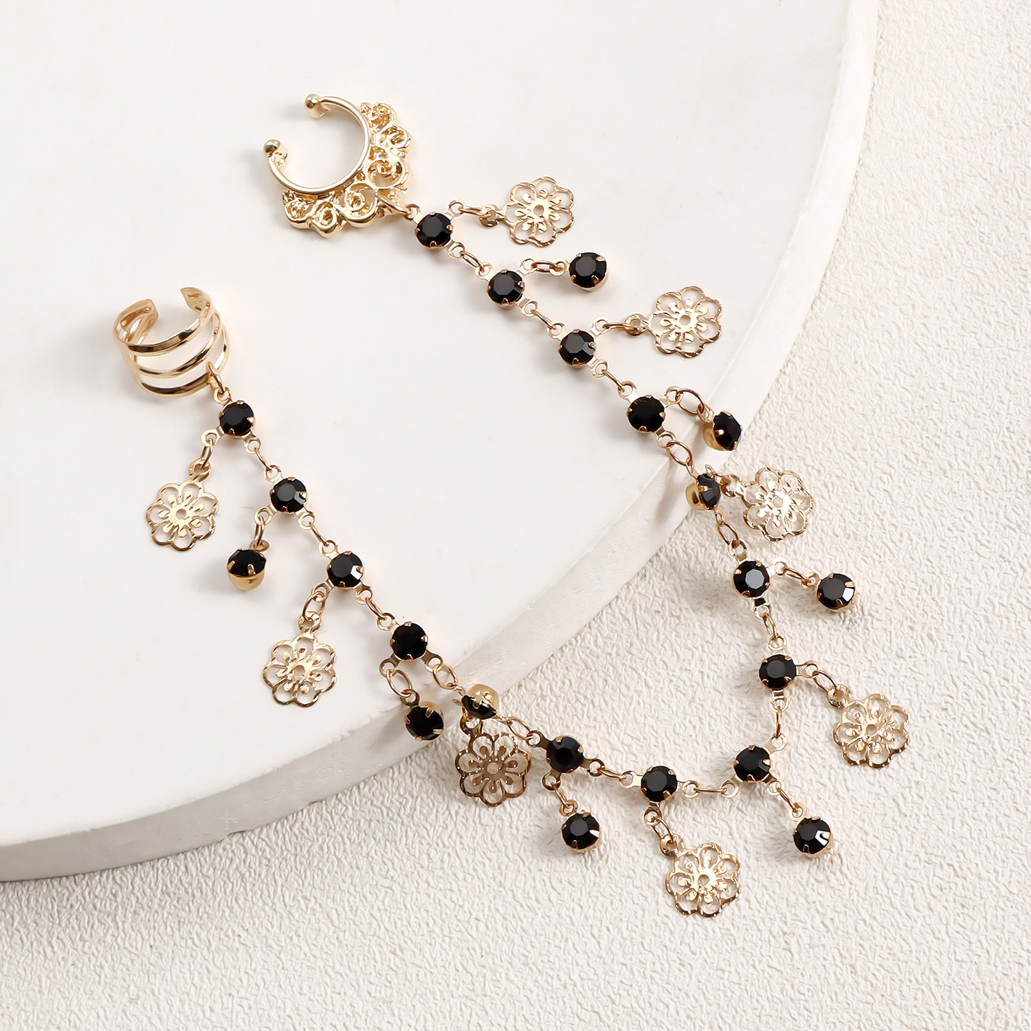 Modern Ethnic Black Imitation Crystal Tassel Nose Earring – All-in-One Seamless Fit, Bold Yet Delicate Statemen