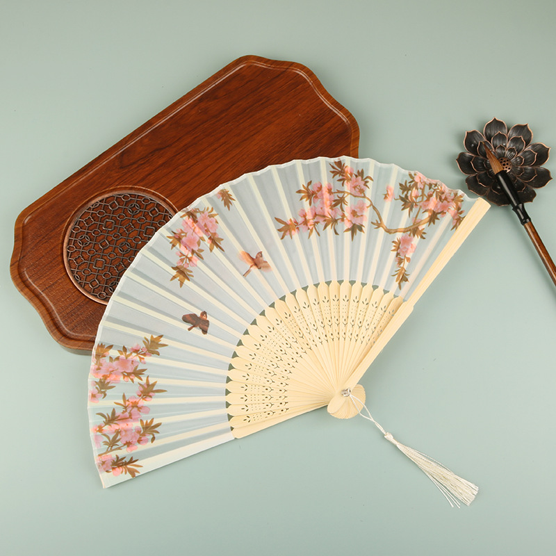 Elegant Chinese Folding Shell Fan – Lightweight Mini Fan for Kids, Authentic Hanfu & Cheongsam Accessory, Ideal for Traditional