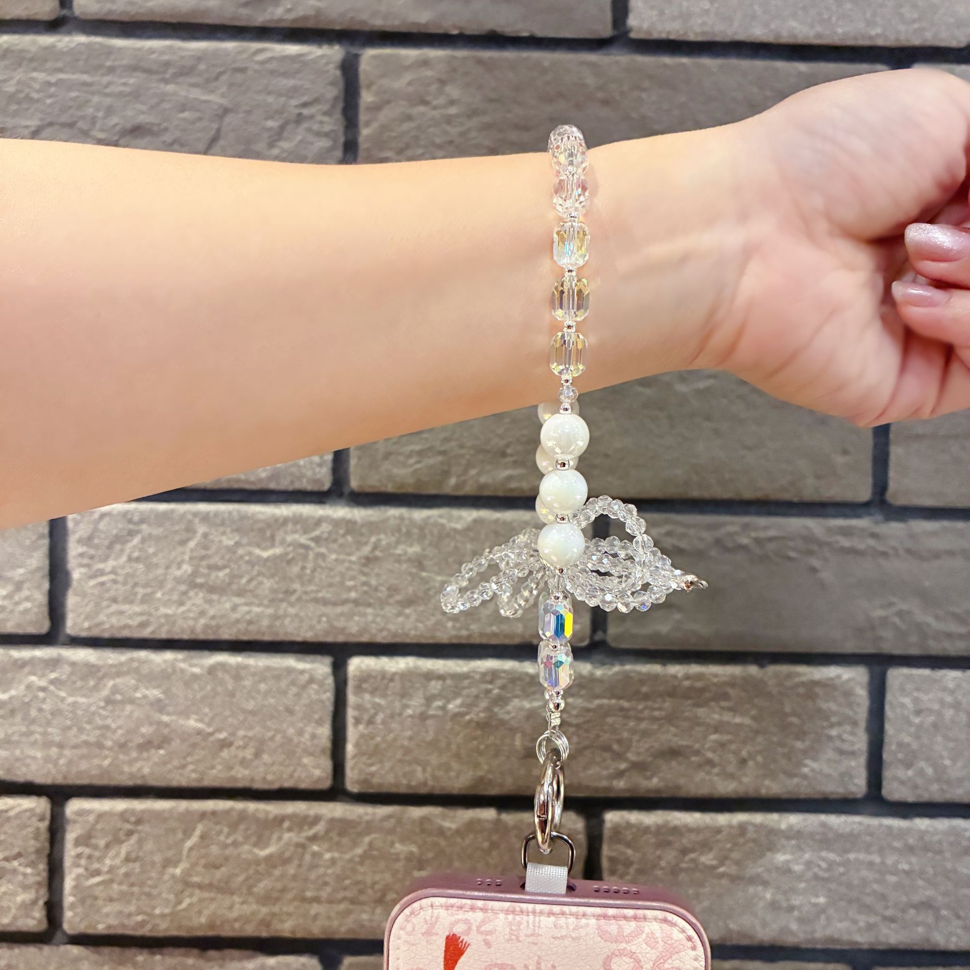 Elegant Pink & White Crystal Bow Phone Chain – INS-Inspired Anti-Slip Hanging Strap
