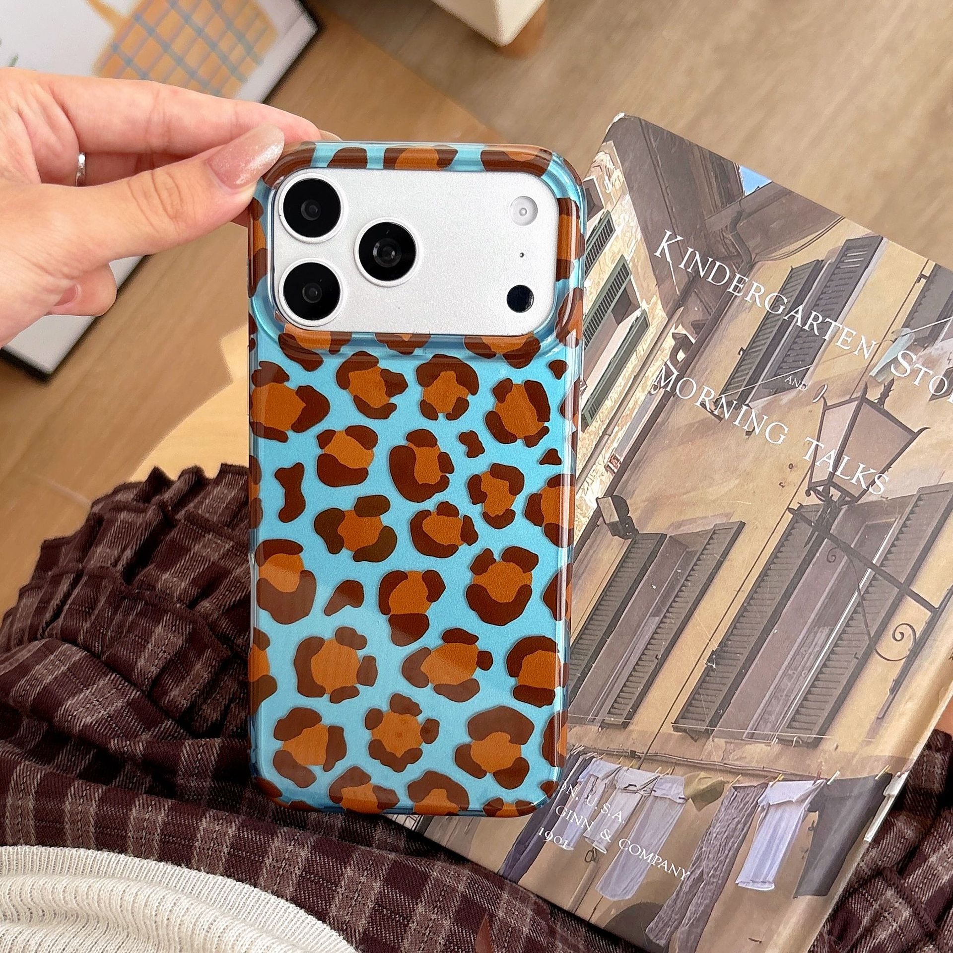 IMD Electroplated Leopard iPhone 17 16 15 14 Pro Max Phone Case, Korean Style Double Layer Glossy Hard Back Shockproof Bumper