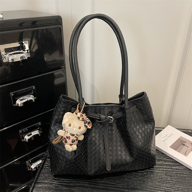 Summer Large Capacity Woven Handbag Women's Commuter Shoulder Bag Simple Tote Bag for Work Daily Match PU Material Crossbody