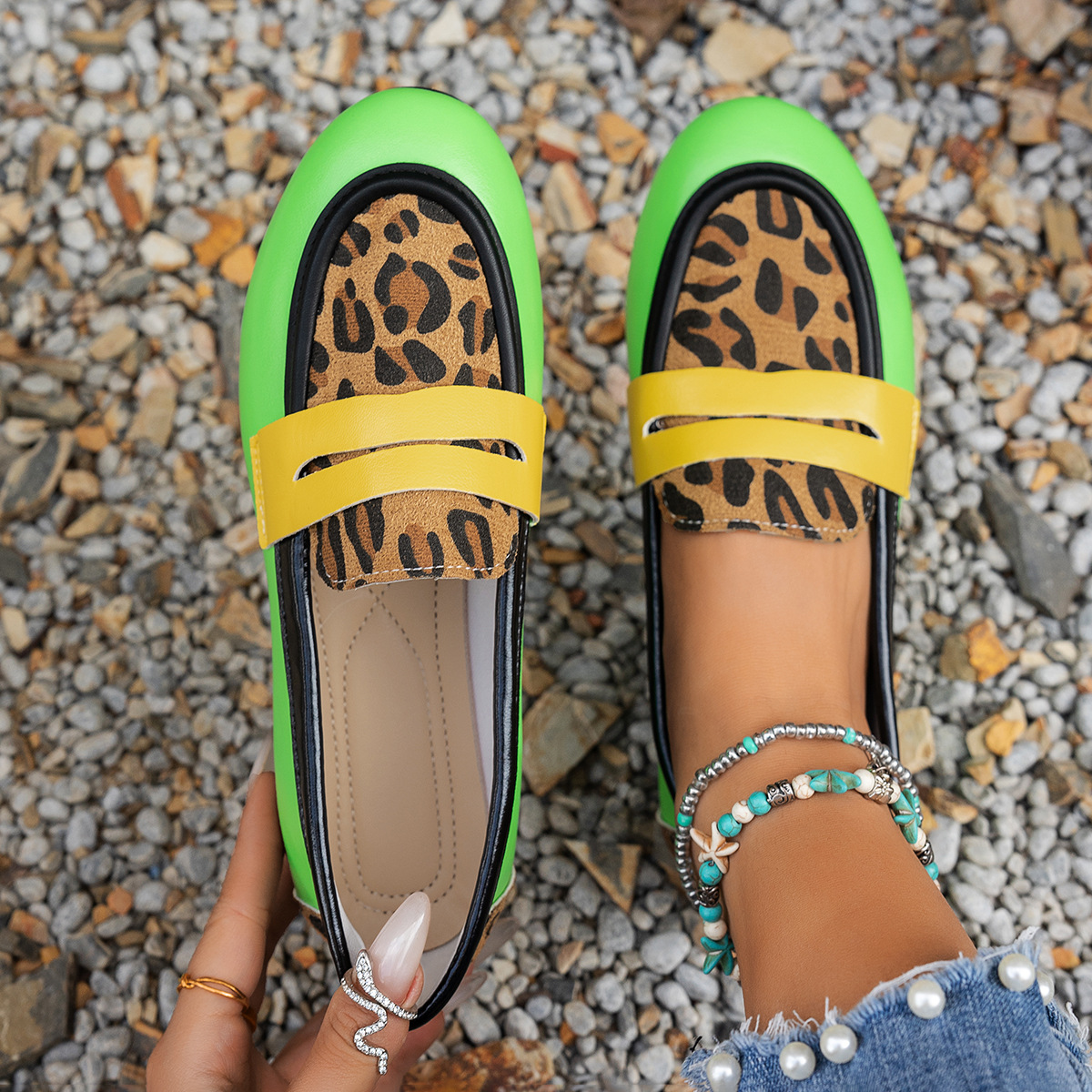 Free delivery of high-quality 2026 new summer women's shoes hot selling leopard print bean shoes flat casual single shoes