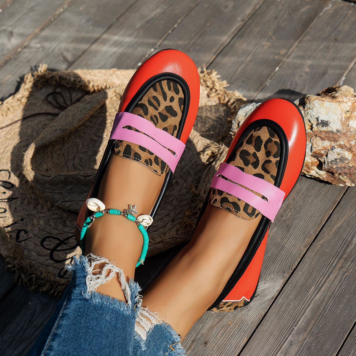 Free delivery of high-quality 2026 new summer women's shoes hot selling leopard print bean shoes flat casual single shoes