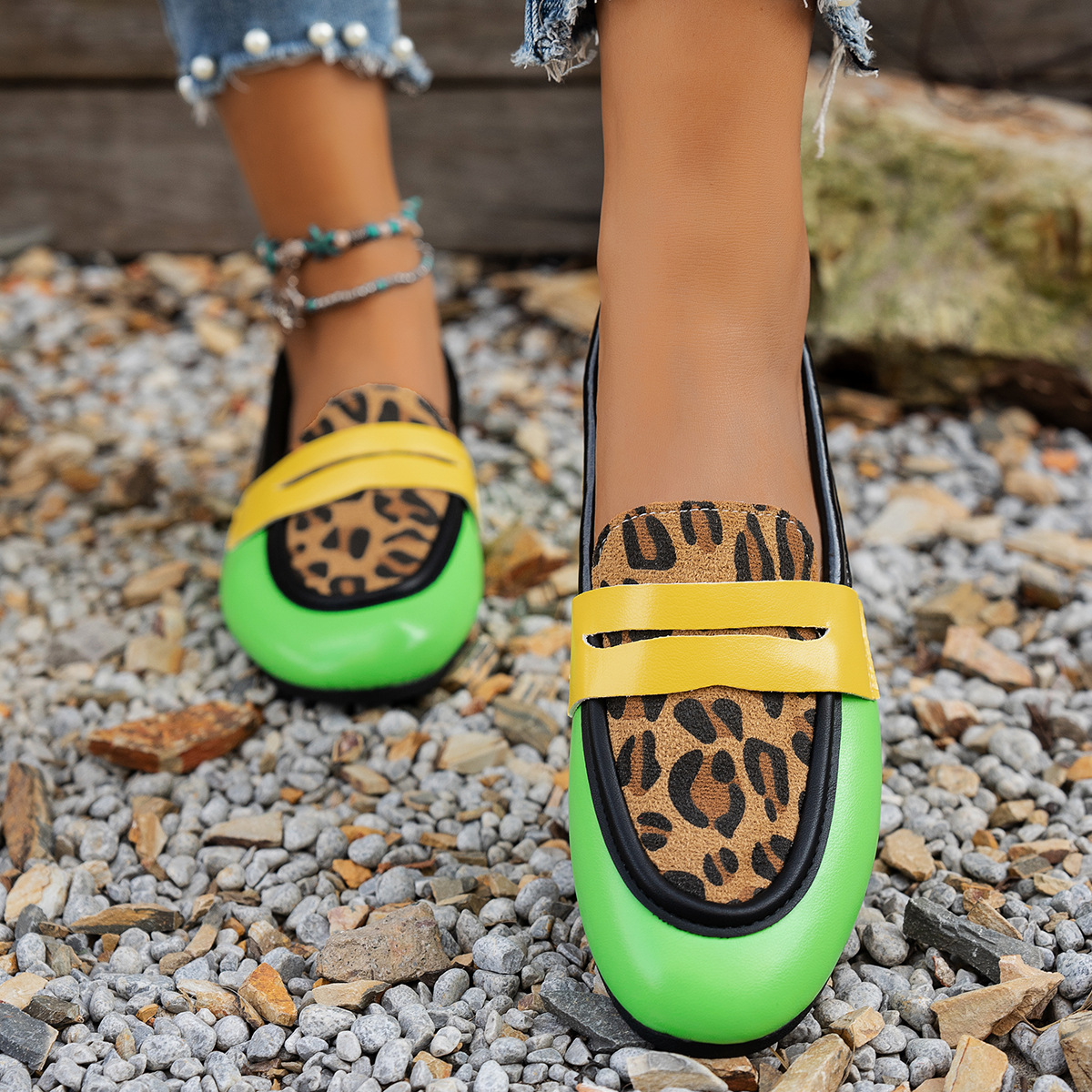 Free delivery of high-quality 2026 new summer women's shoes hot selling leopard print bean shoes flat casual single shoes