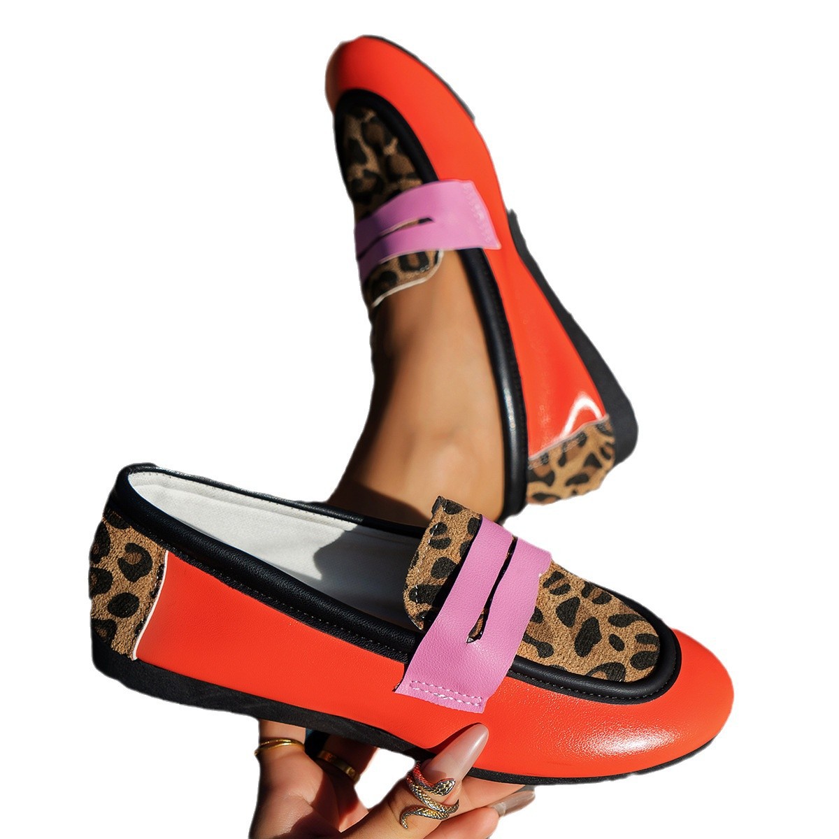 Free delivery of high-quality 2026 new summer women's shoes hot selling leopard print bean shoes flat casual single shoes