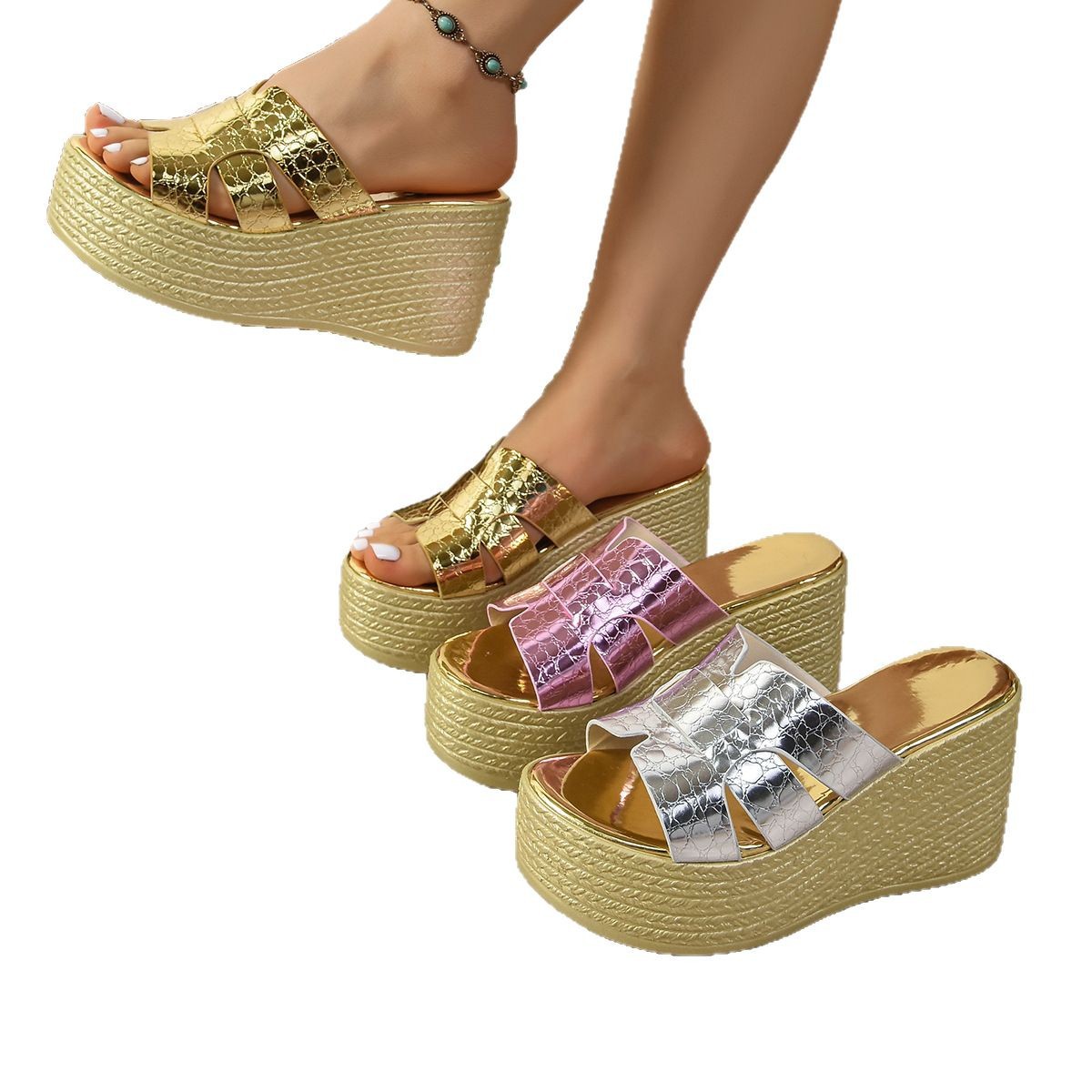 Free delivery of high-quality 2026 new summer women's shoes hot selling with a wedge heel flip flops