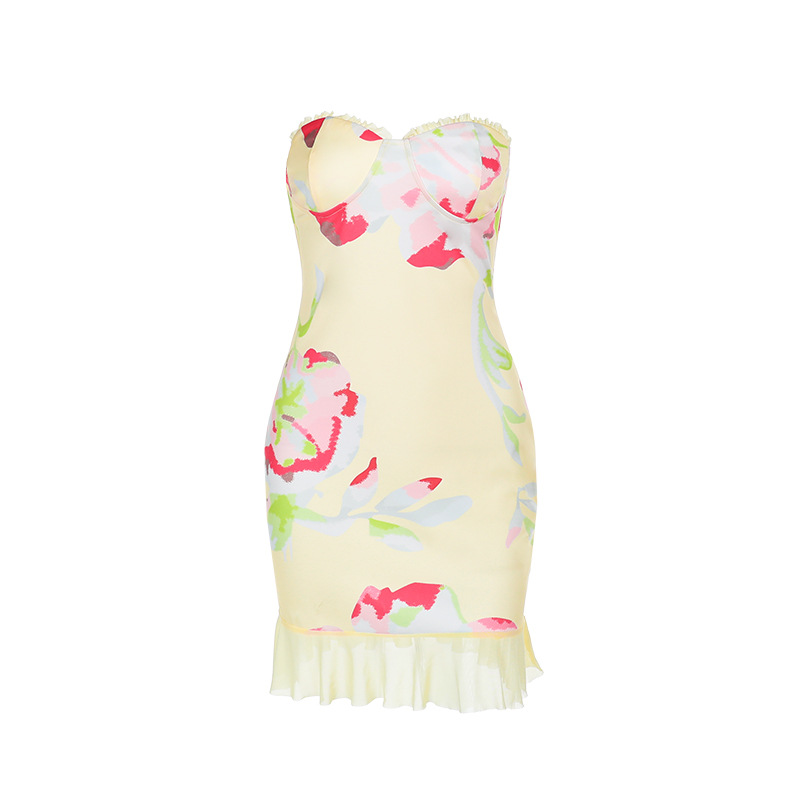 Free delivery of high-quality 2026 new summer women's clothing hot selling casual strapless, hip hugging short skirt