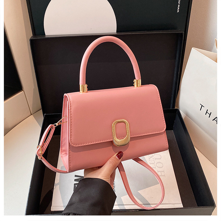 Fashionable Women's Bag 2026 Trendy City Simple Style PU Material Long Commute Single Shoulder Bag Versatile Small Square Bag