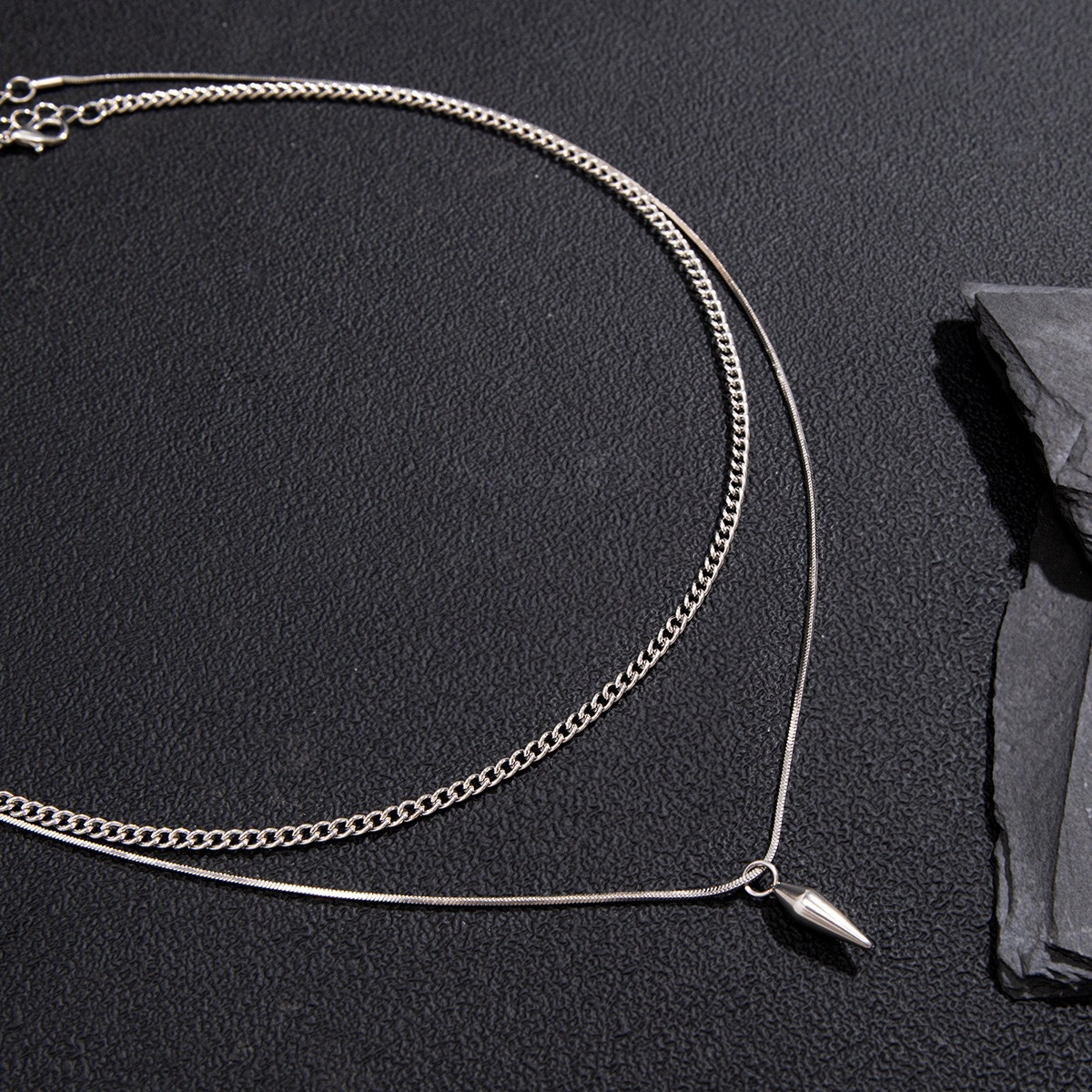 Men's new versatile necklace  men's double layered layering  niche hip-hop trendy cool accessories  accessories and jewelry