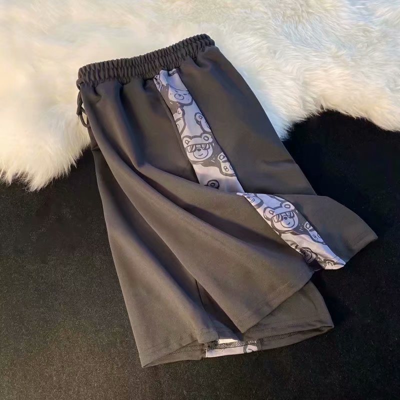 Summer Sporty Bear Print Shorts For Boys Loose Fit Drawstring Thin Leggings Straight Cut Five-Quarter Length Wide Leg Thin Model