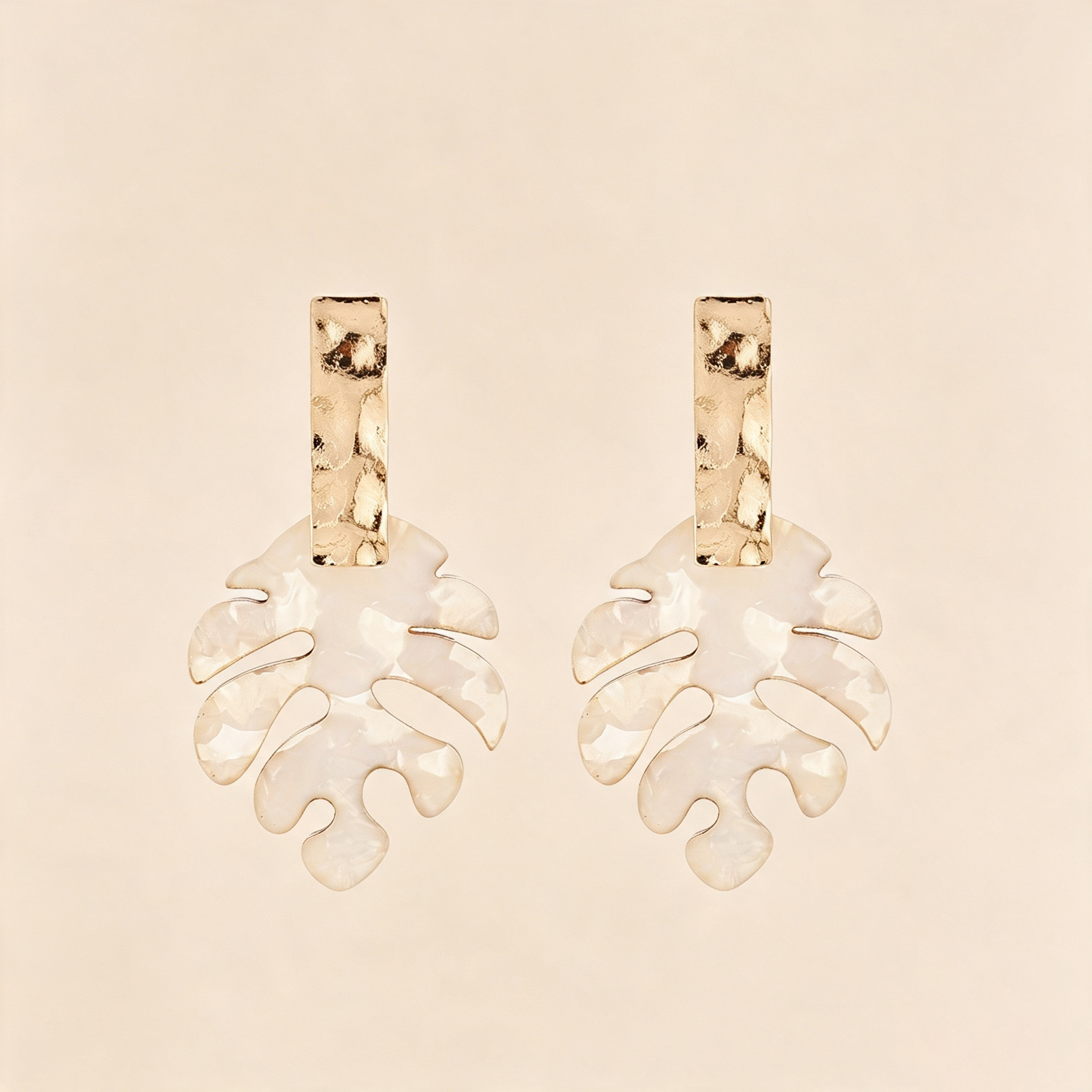 New Luxury Leaf‑Shaped Faux Pearl Earrings, Elegant Ins‑Style Women Ear Jewelry Wholesale