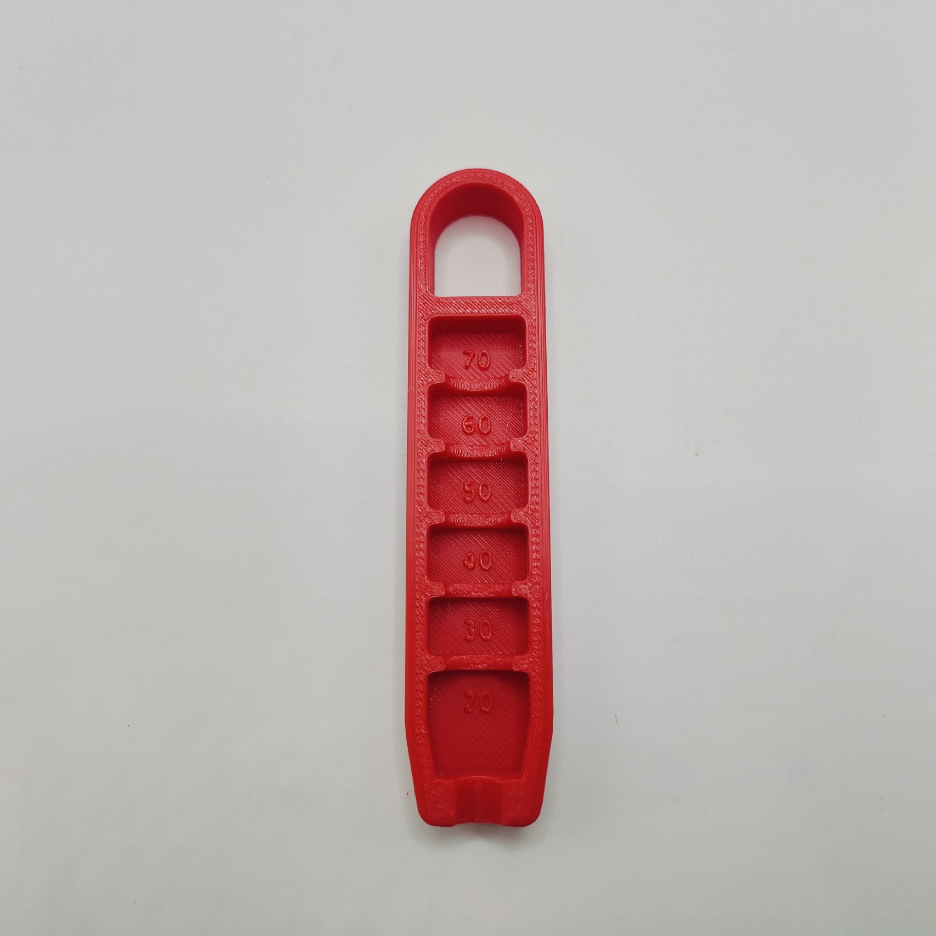 Artisanal 3D-Printed Golf Seat Lifter – Ergonomic Contoured Shape & Matte Metallic Finish