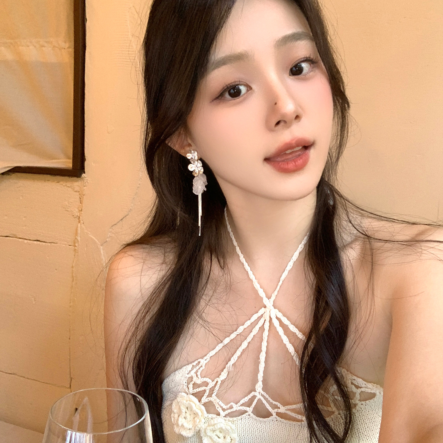 Super fairy silver flower shell tassel earrings, women's high-end feeling, seaside vacation style earrings, exquisite temperamen