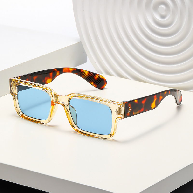 Fashionable Simple Versatile Sunglasses Men Women Small Square Rivet Outdoor Driving Ultraviolet Protection Casual Sun Glasses