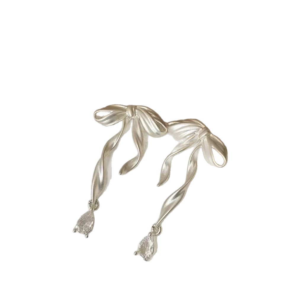 Sweet Dream Ballet Bow Ear Clips – Elegant Maiden-Style, Non-Piercing, Ultra-Comfortable Mosquito-Coil Backing & Feather-Light D