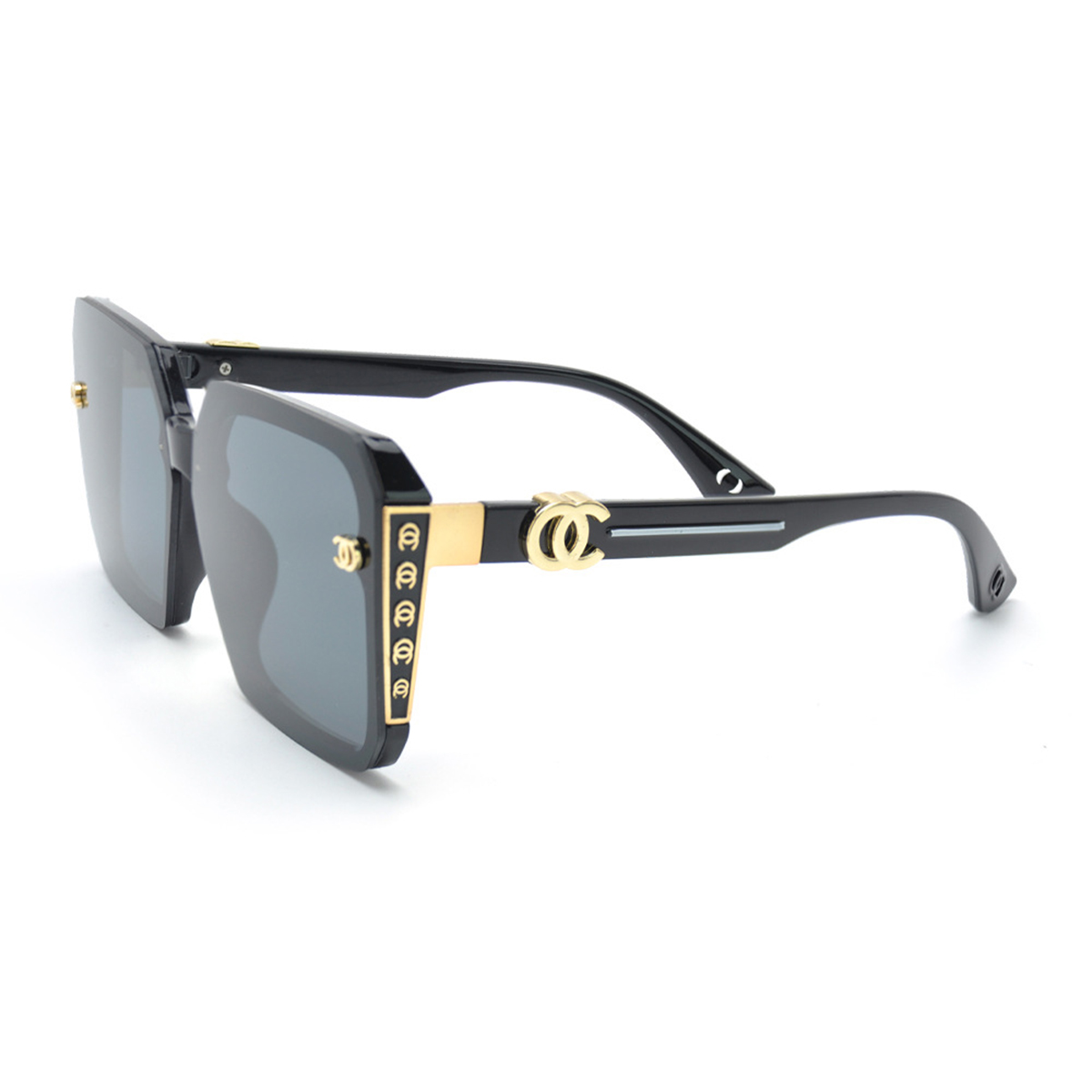 New Fashionable Sunglasses for Women with Large Frame and Slim Appearance, High End Sensation Glasses