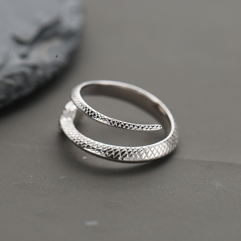 New Fashion S925 Silver Ring Men's Trendy Simple and Versatile Personalized Ring European and American Retro Mighty Snake Ring