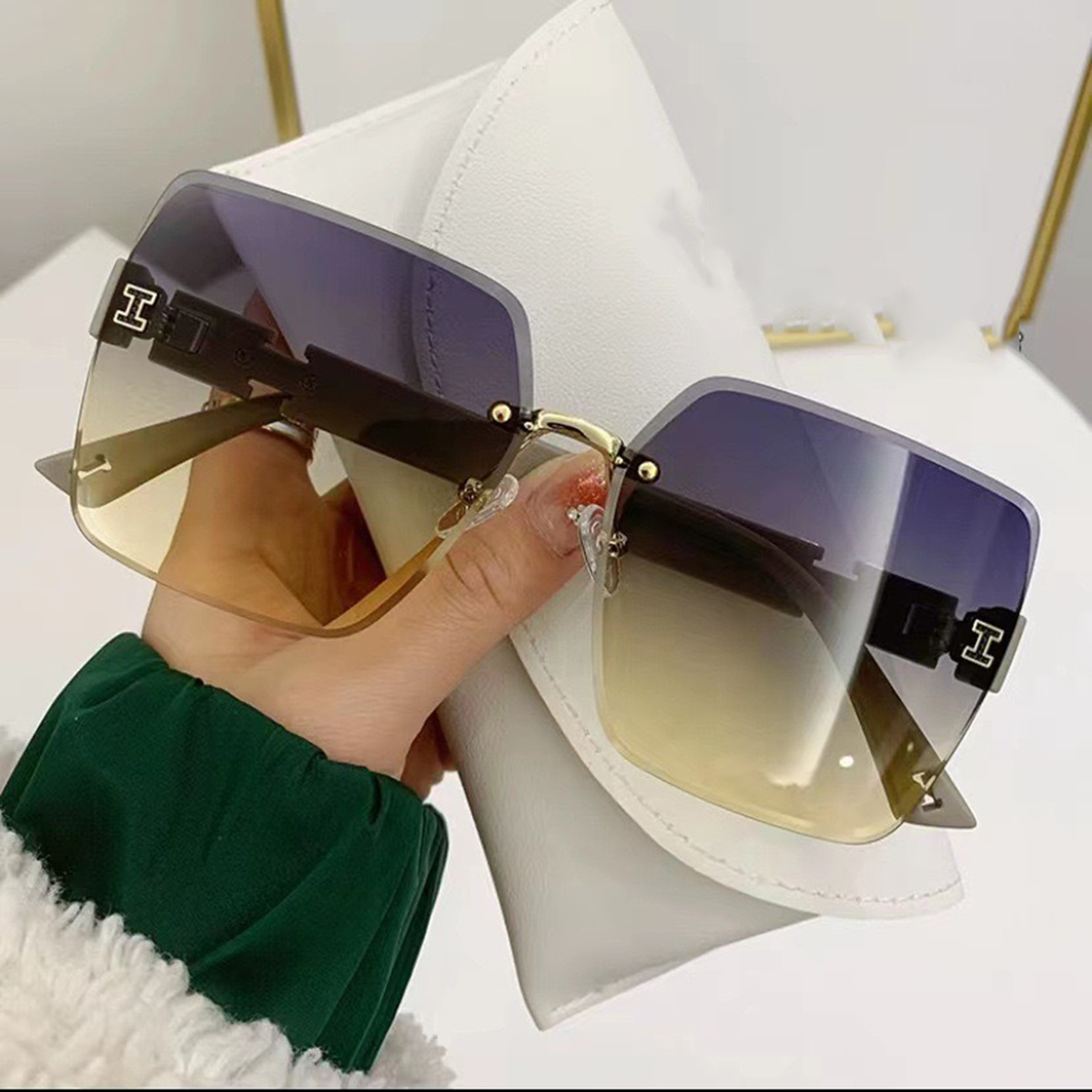New Box Sunglasses, Large Frame, Slim and Fashionable Men's and Women's Sunglasses, Suitable for Street Photography and Tourism