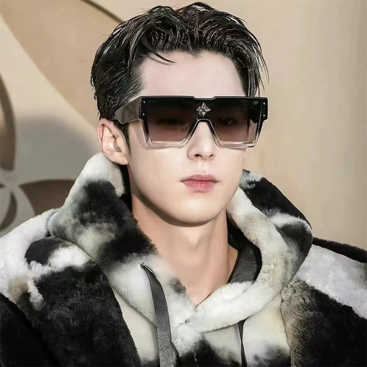Black Box Connected Glasses with High-end Feel, Sunscreen and Sunshade Personality, Fashionable Sunglasses
