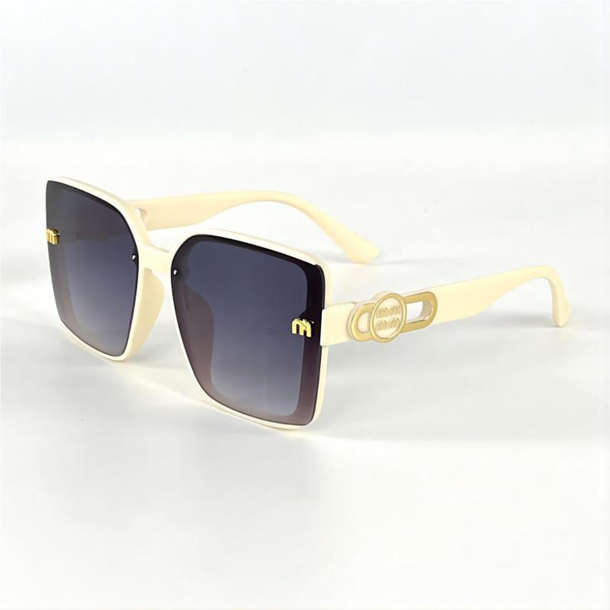New Fashionable Sunglasses with High-end Feel, Large Frame, Light Luxury Sunglasses for Women, Sunscreen Glasses Frame