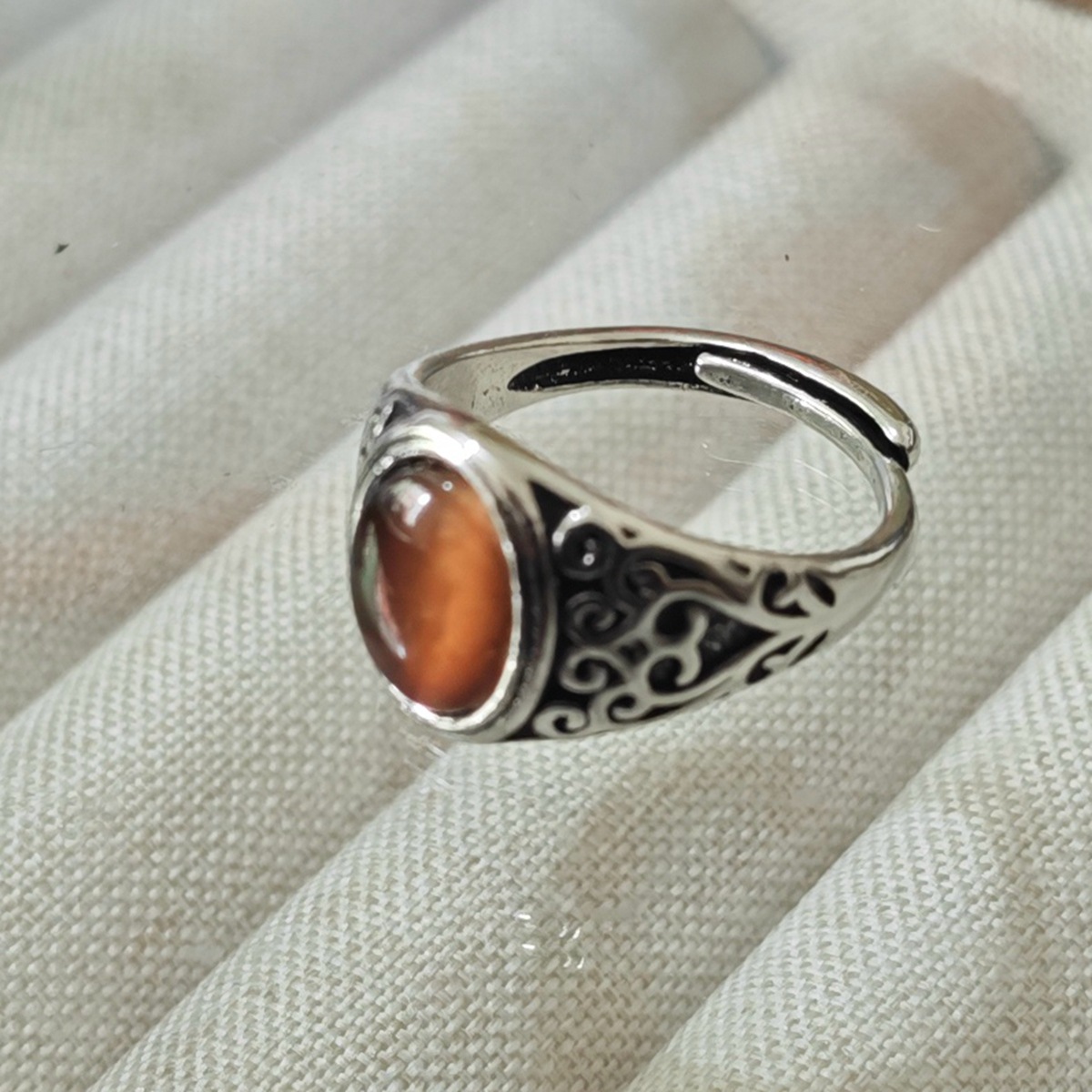 Men's new fashion trend light luxury S925 silver tiger eye stone living ring retro style versatile gold opening ring