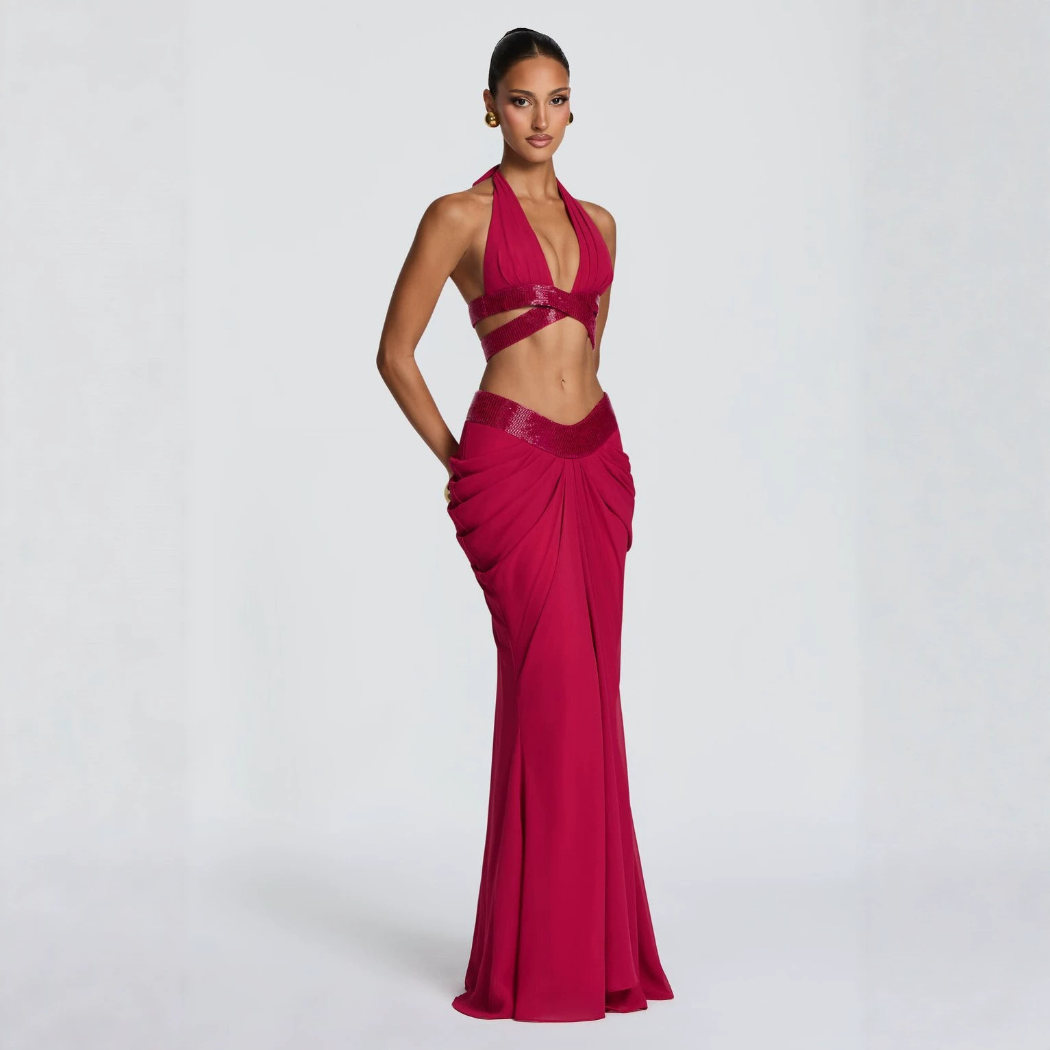 Free delivery of high-quality 2026 new summer women's clothing hot selling hanging neck deep V-strap sexy strap half skirt set