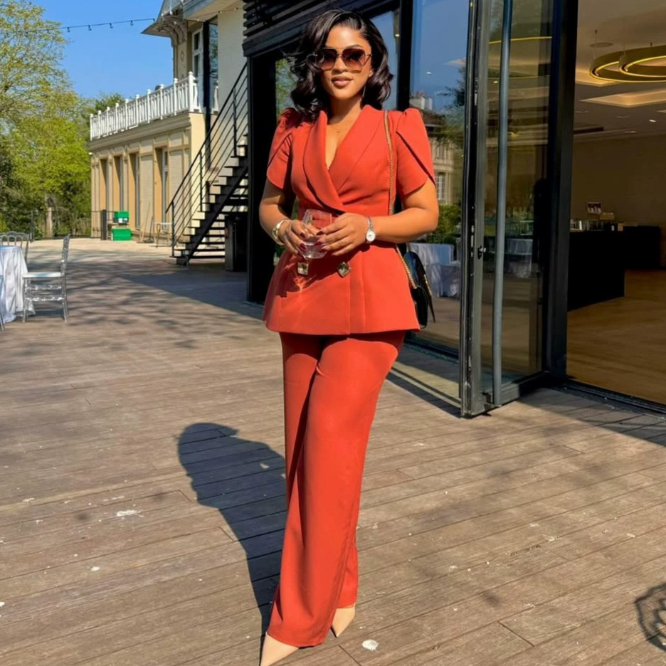 Free delivery of high-quality 2026 new summer women's clothing hot selling short sleeved top straight leg pants two-piece set