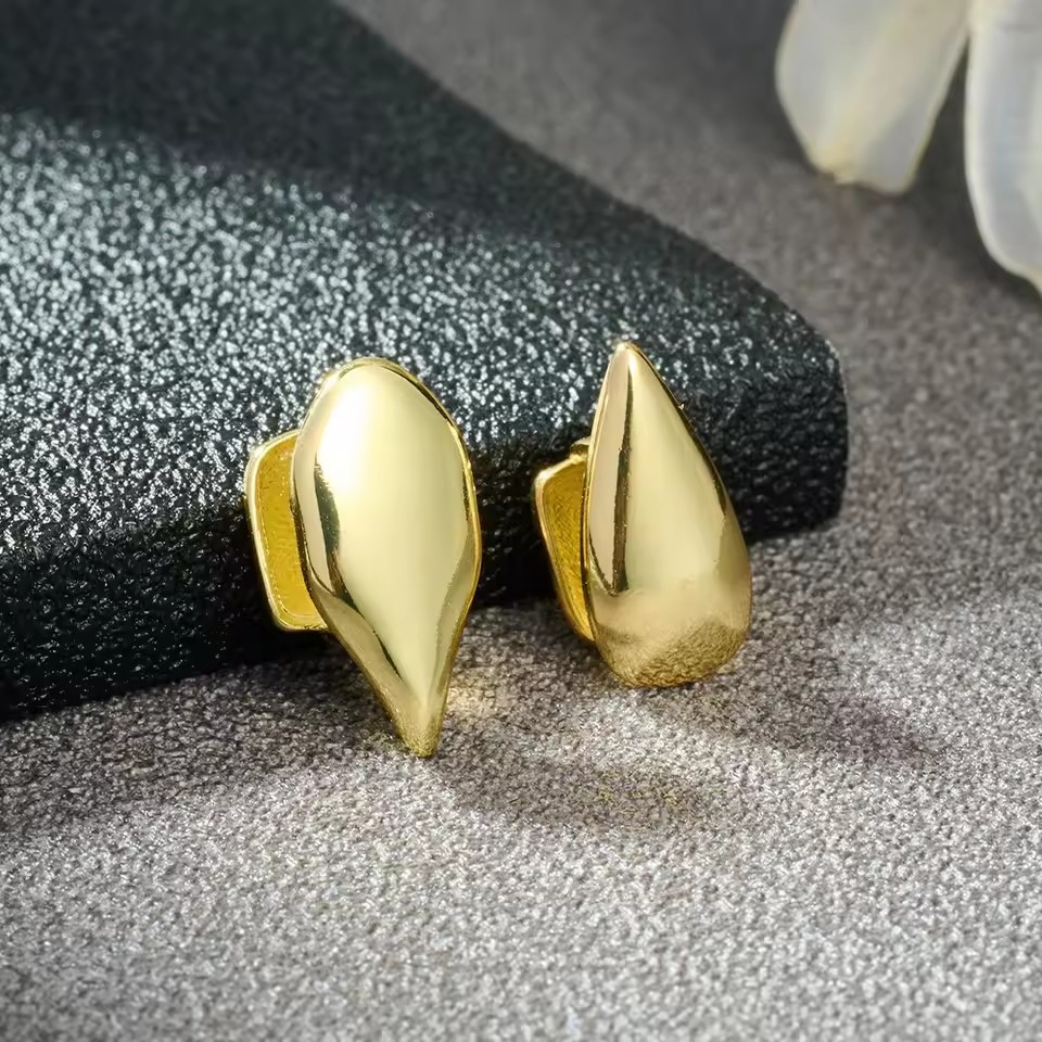 Personalized Tooth Decoration: Smooth Surface, Small Tiger Teeth, Pointed Teeth, Upper And Lower Tooth Decoration, Funny Vampire