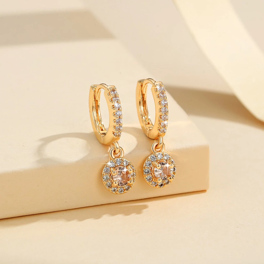 European and American Rhinestone Copper Gold-plated Earrings Circular Ear Buckle Classic Zircon Earrings