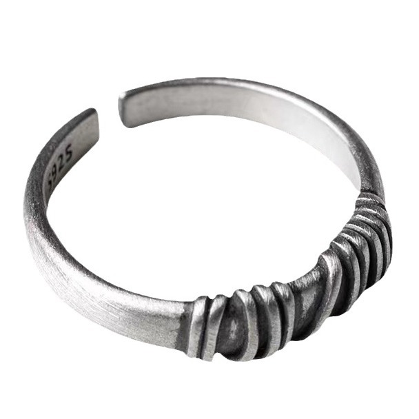 Men's new fashion s925 Thai silver retro winding cold silk made old opening adjustable ring ring ring thorn knot buckle