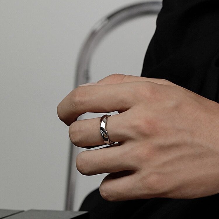 New M ö bius Ring Men's Ring Personalized Cold Style Simple Classic Fashion Versatile Casual Ring Trendy Jewelry
