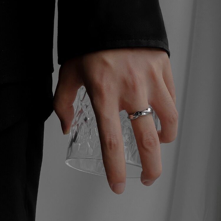 New M ö bius Ring Men's Ring Personalized Cold Style Simple Classic Fashion Versatile Casual Ring Trendy Jewelry