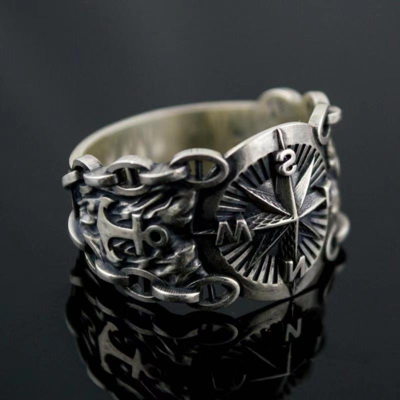 Game of Thrones Ring  niche  high-end  cool and dazzling octagonal star ring  imitation Thai silver compass men's ring