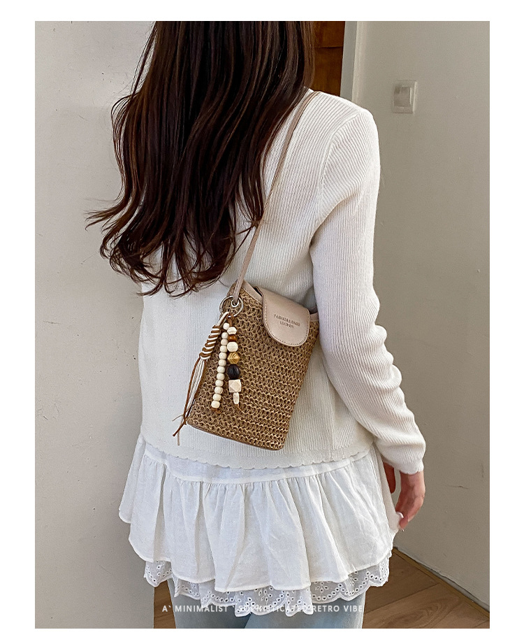 Korean Style Straw Weaving Bag Ladies Summer 2026 Casual Crossbody Shoulder Bag Fashionable Leisure Stroll Mobile Phone Bag